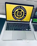 ( Mac huB ) - Apple MacBook Pro 13 inch m1 chip - 8 GB Ram / 256GB SSD