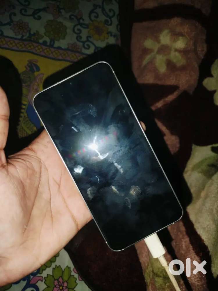 Samsung S24