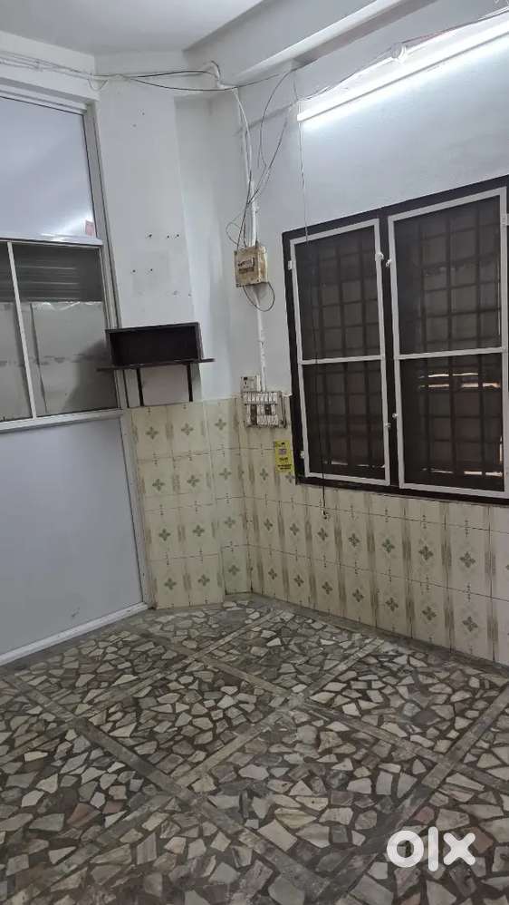 Space for rent 350 square feet