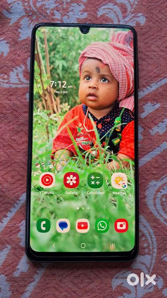 Samsung F22