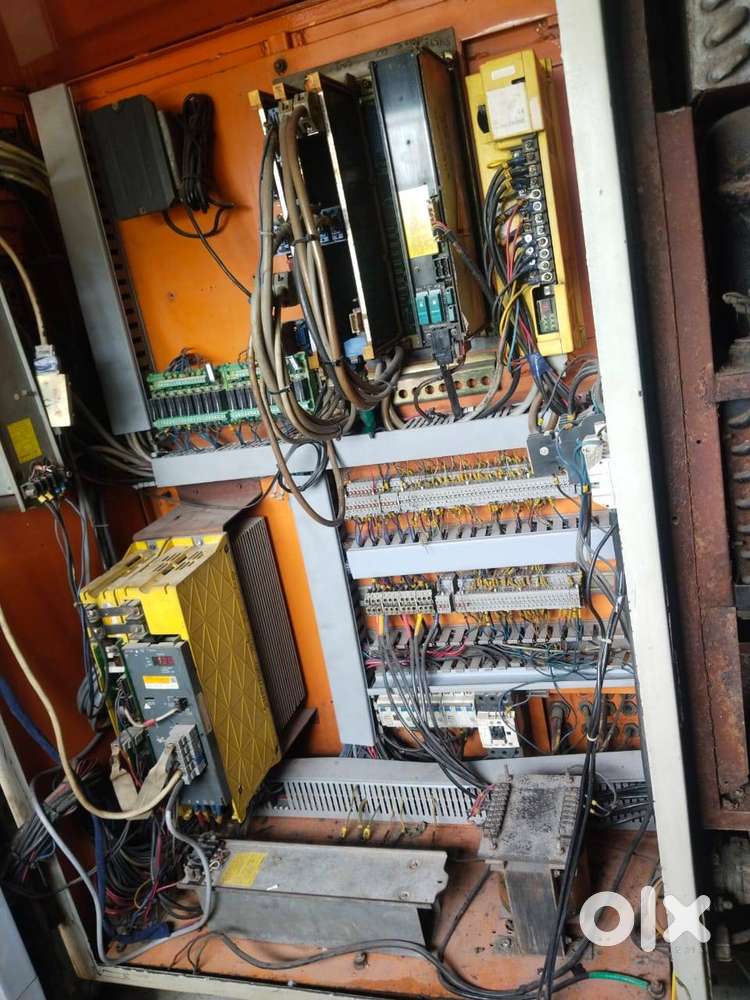 CNC MACHINE - WORKING CONDITION