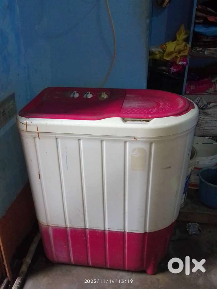 Whirlpool 6.5 kg semi automatic