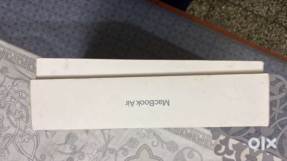 Apple mac book air