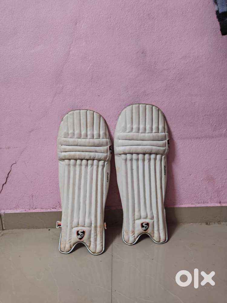 Cricket Batting Pads – Good Condition new used 2 times only