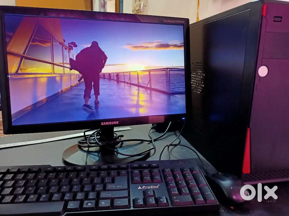 PC/ COMPUTER