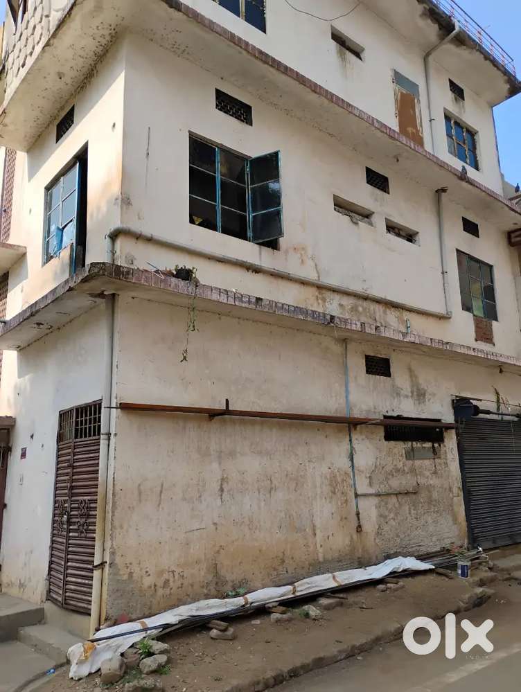 Commercial Plot. Complete Ground Floor available for rent.