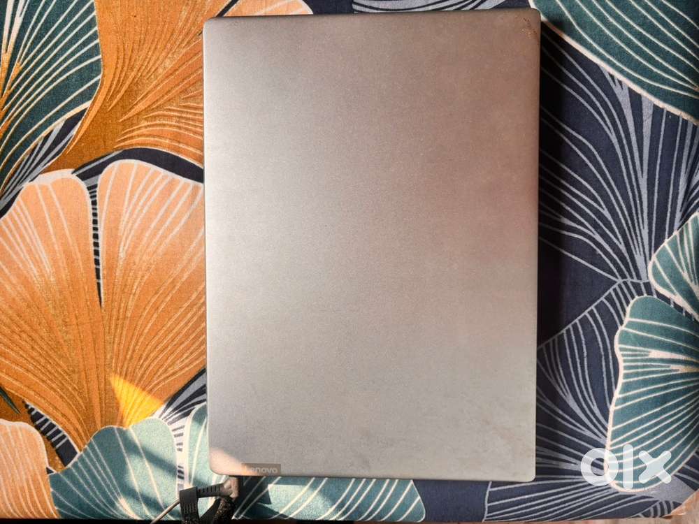 Lenovo Laptop  Intel i3 7th Gen 4 GB RAM  Windows 10  Good Conditn