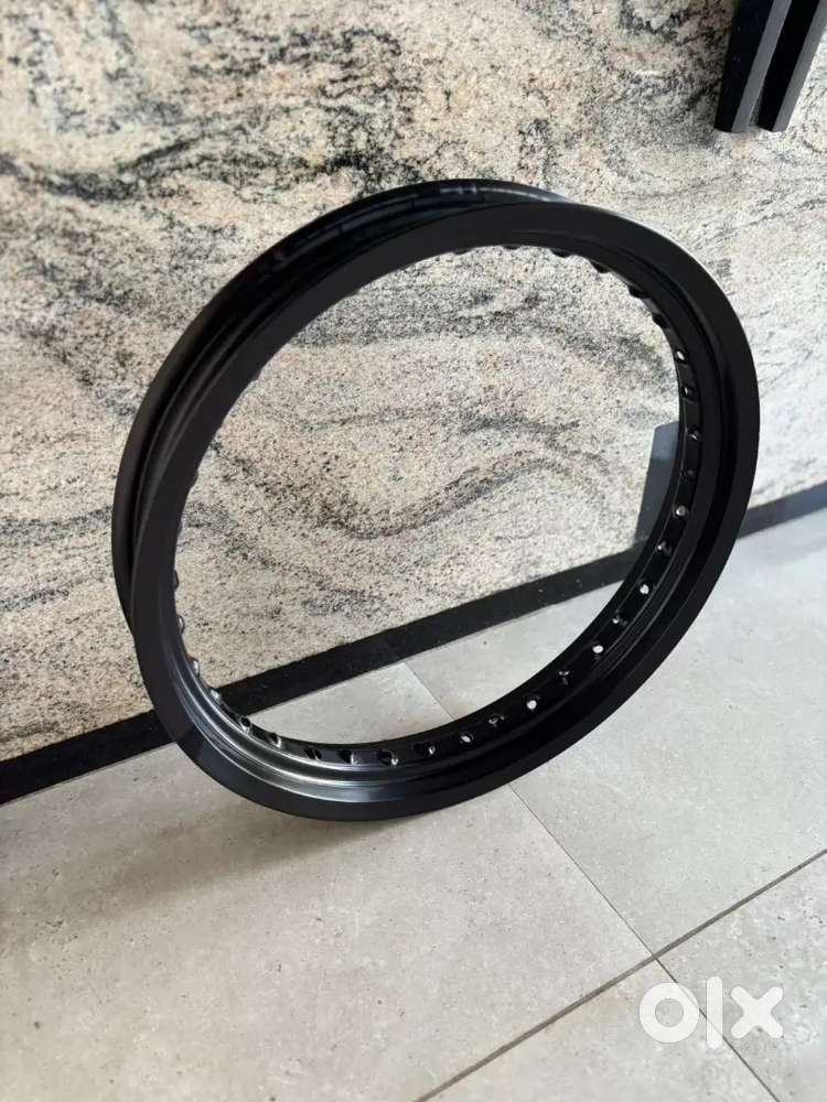 Interceptor 650 front rim