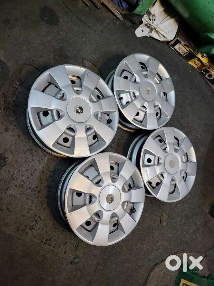 Size 13 inches steel wheels and covers