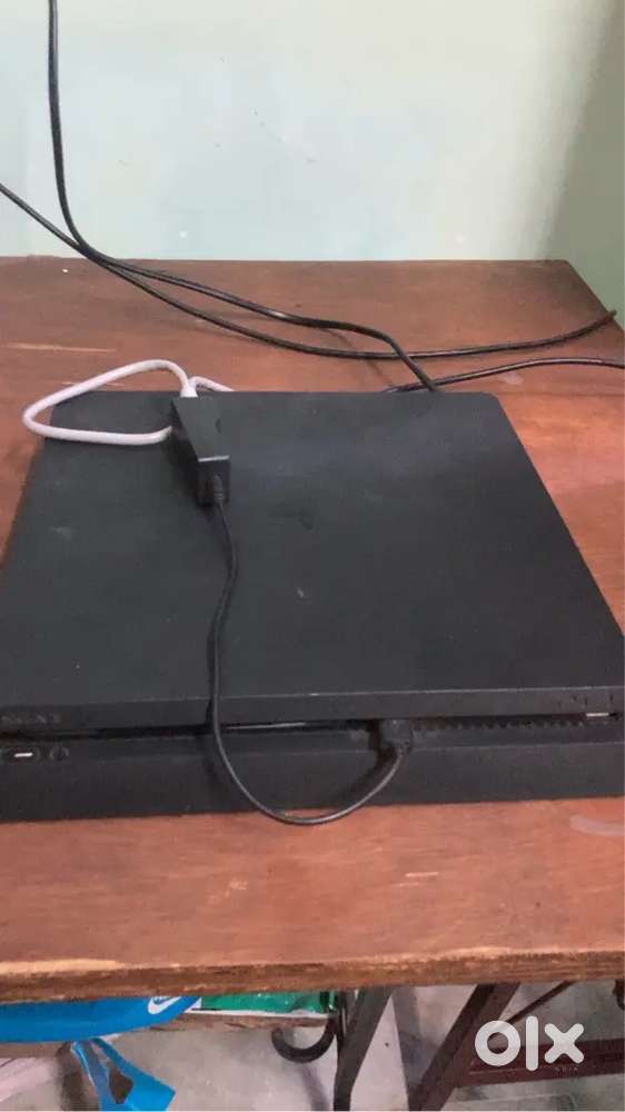 PS4 500GB.