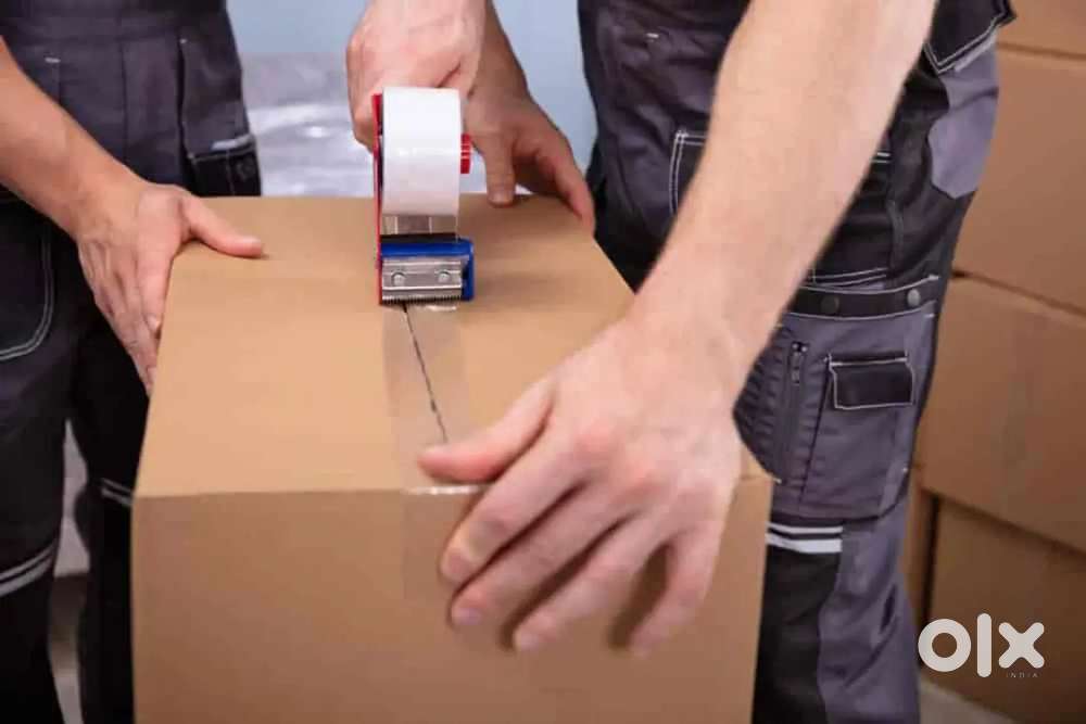 Packaging with basic English, laptop and printer usage.
