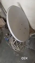 Airtel Dish  TV With Box Remote Like New