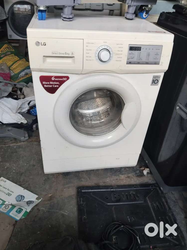 LG Front load washing machine in working condition for sale