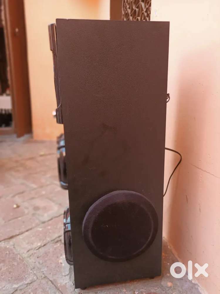 Home DJ Tower speaker
