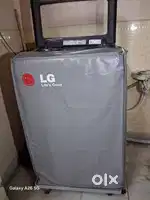 4 month old LG Top Load Washing Machine