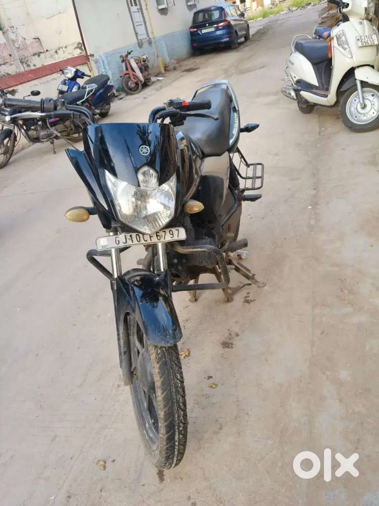 Yamaha saluto 125cc bike one oner