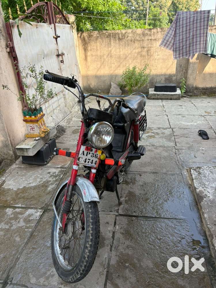 Nice condition with Good tyre and new chain kit