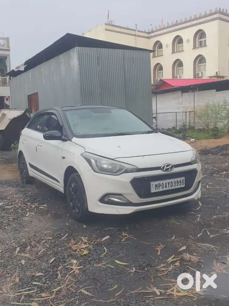 Hyundai i20 Magna plus 2015 Diesel - 2nd Owner Well-maintained 2015