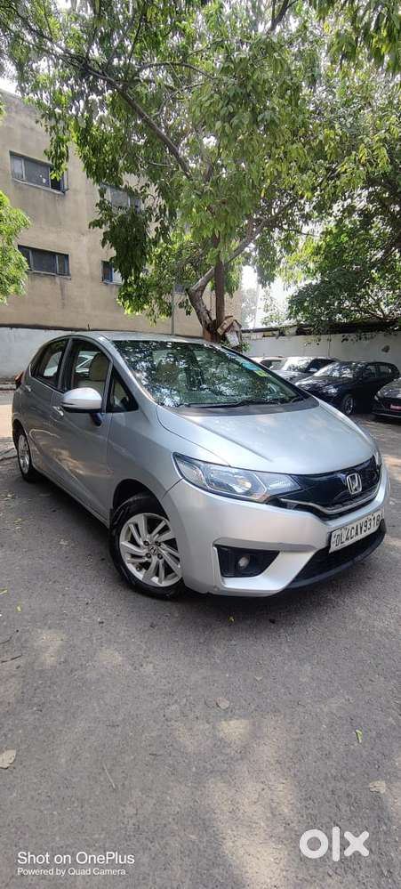 Honda Jazz V MT Privilege, 2015, Petrol