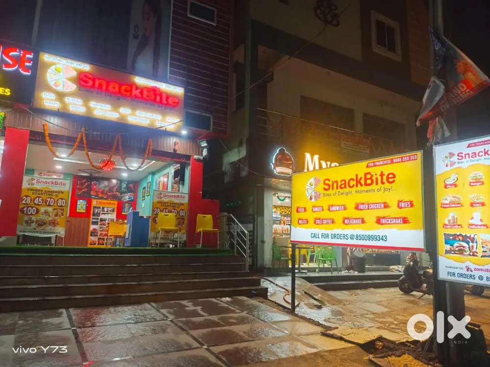 Food court for sale at best price  1.5Lac depsit advce inlcuded