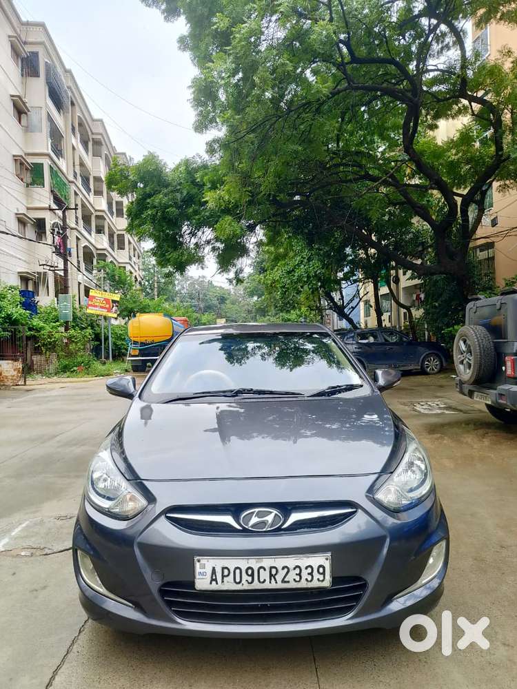 Hyundai Verna 2016-2017 1.6 VTVT AT SX, 2013, Petrol
