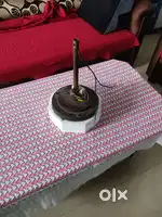 1 Ceiling Fan & 1 table fan