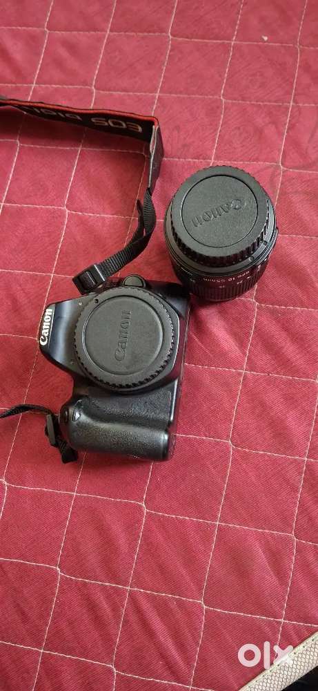 Canon 200D for 35k only