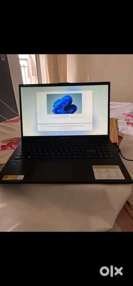 Asus vivobook 15 go 8gb/512gb i3 13th generation