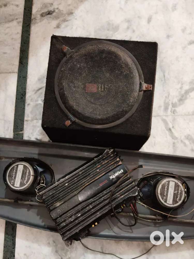 Amp  woofar  speakers