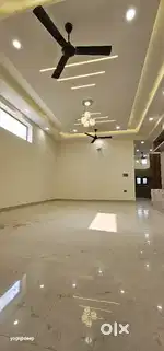 3 BHK FLAT FOR RENT ONLY FOR FAMILY.