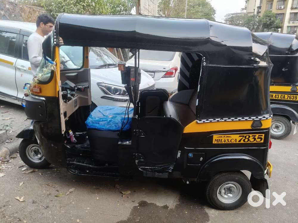 I want auto rikshaw driver, Rs,300 daily ship, diposit Rs,10,000