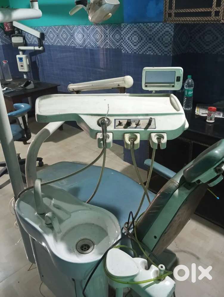 Dental chair