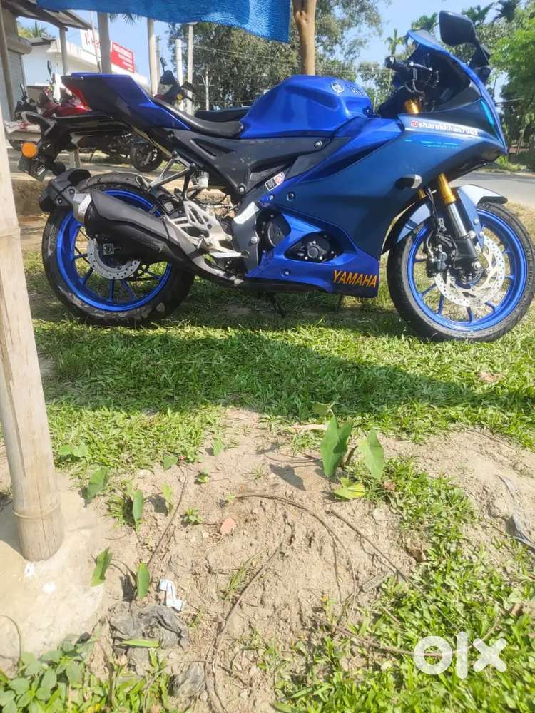R15 V4 good condition