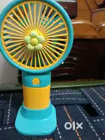 Mini hand fan