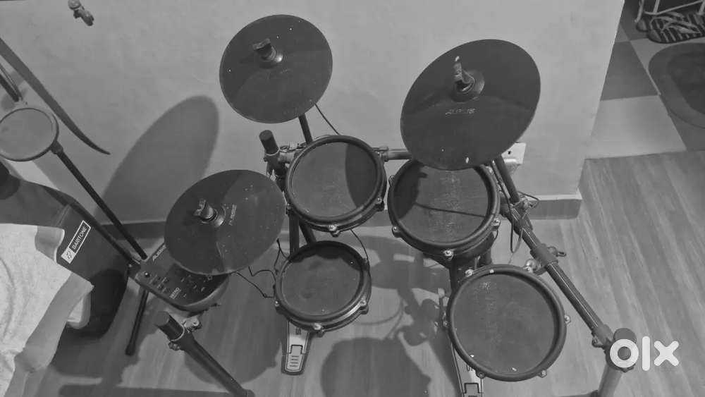 Alesis Nitro Electronic Drum Kit