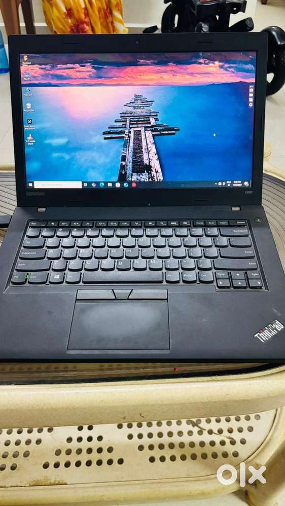 8GB ram, I5 Processor, 256SSD Lenova Thinpad