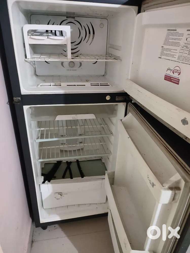 Single door fridge