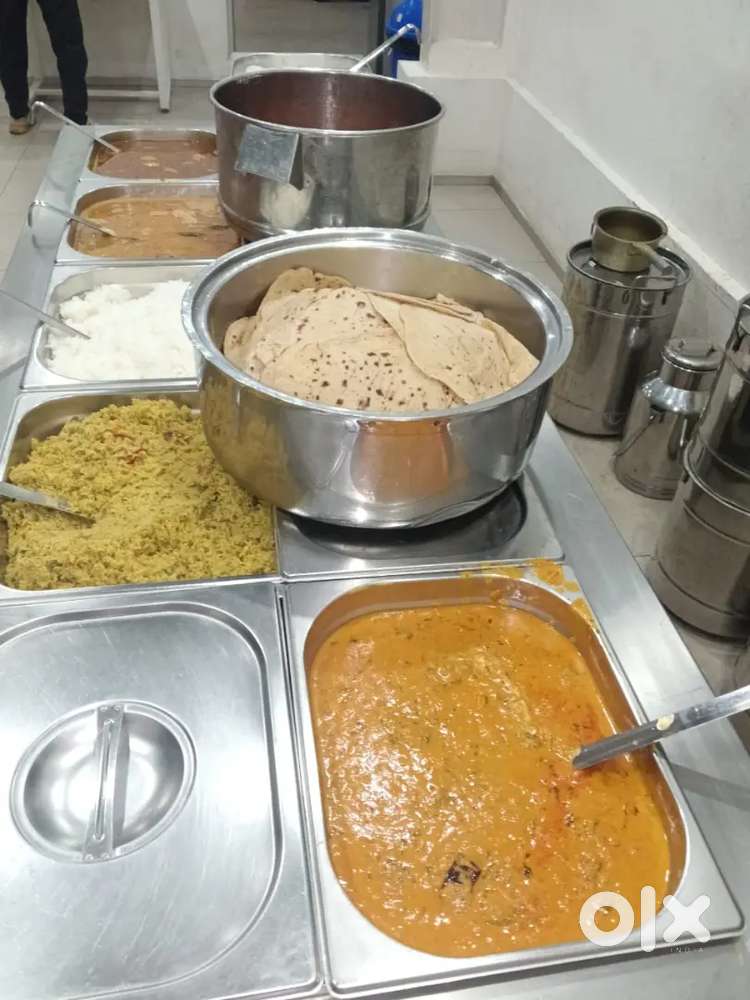 Kitchen helper very urgent ( Room & food free)