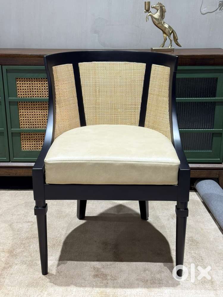 Polish and spray painter