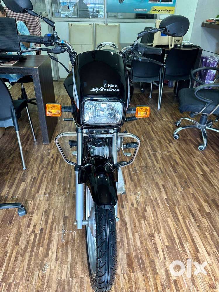 HERO SPLENDOR PLUS NEW लोन पर सिर्फ मुंबई के लिए, डाउन पेमेंट 8999