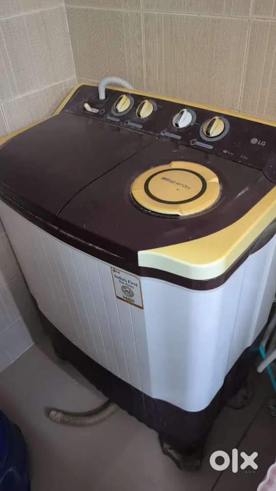 LG semi automatic 6.5 kg