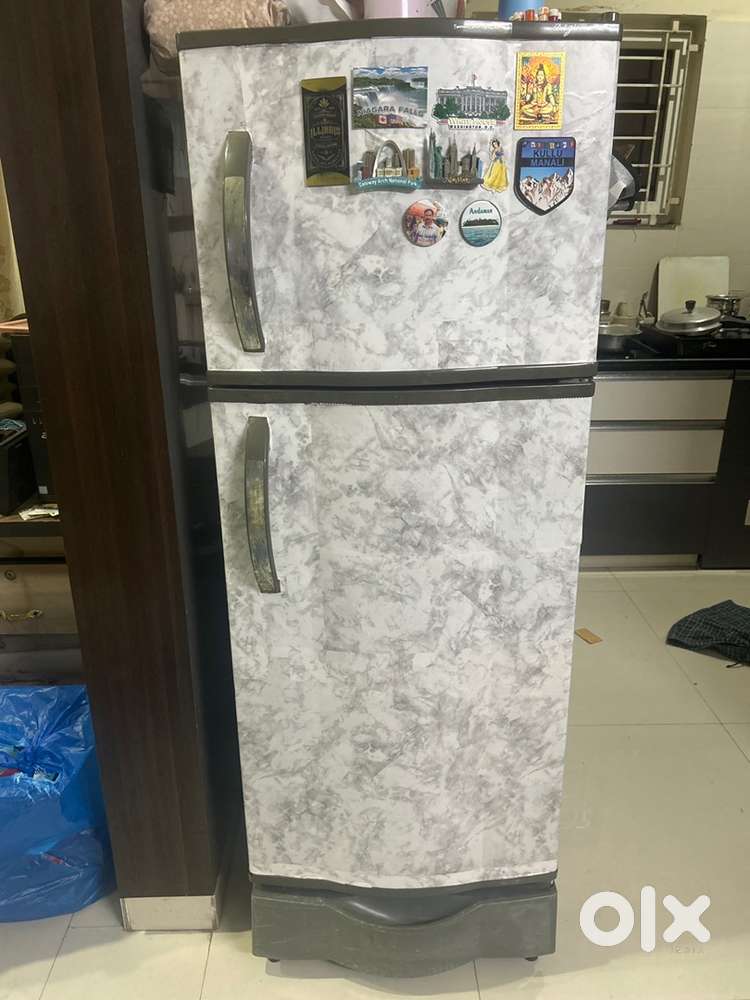 Whirlpool dual door fridge
