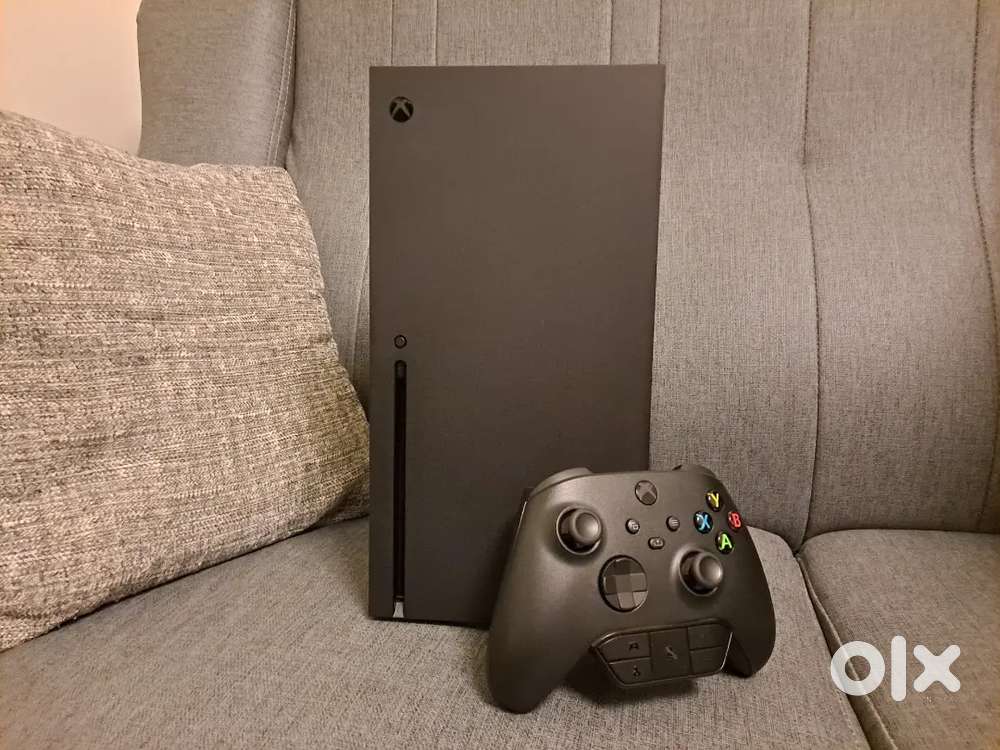 XBOX SERIES X in Excellent Condition+ HUGE 25+ AAA GAME LIBRARY