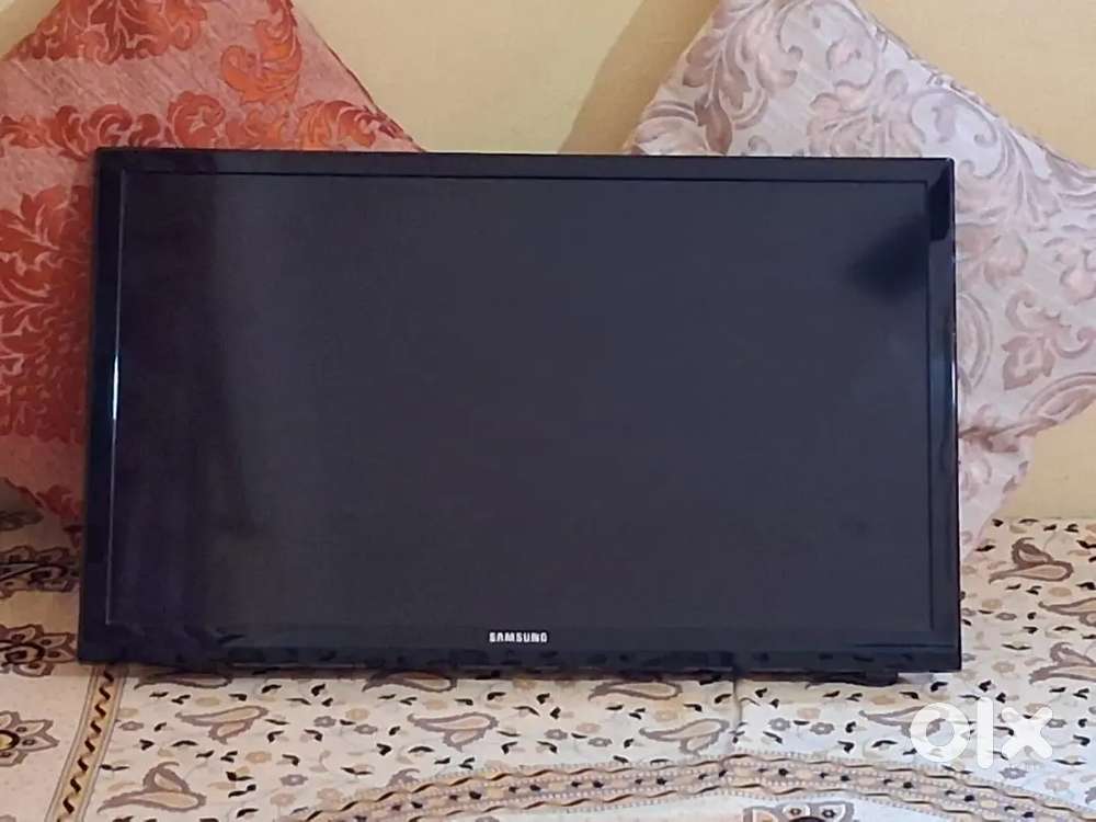 SAMSUNG LED TV