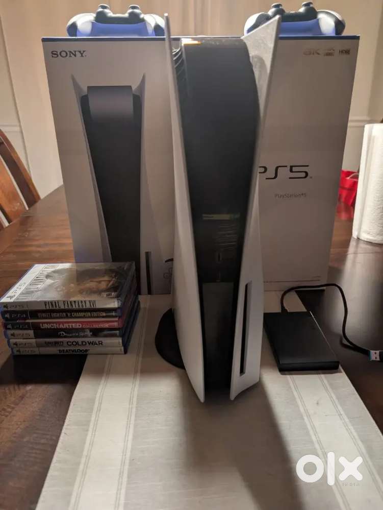 Sony PS5 Blu-Ray Edition Gaming Console Bundle