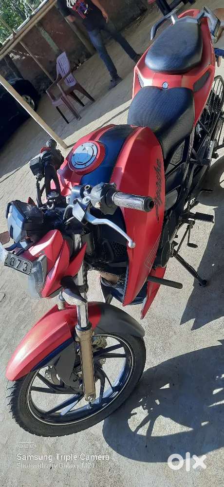 URGENTLY SELLING TVS APACHE RTR 200 4V