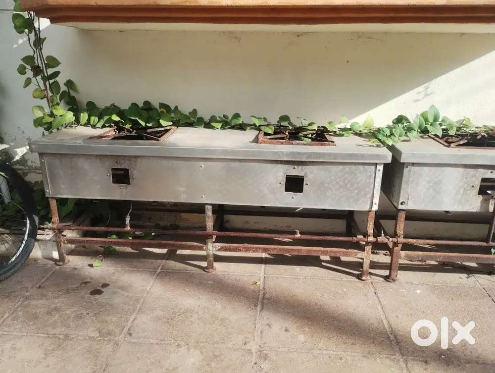 Cooking stove