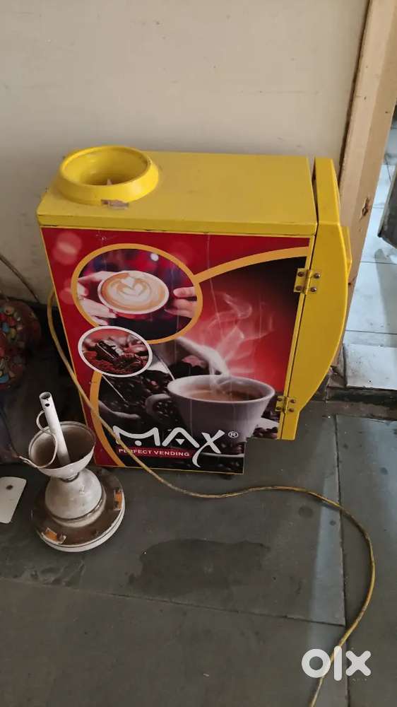 Coffee vending machine