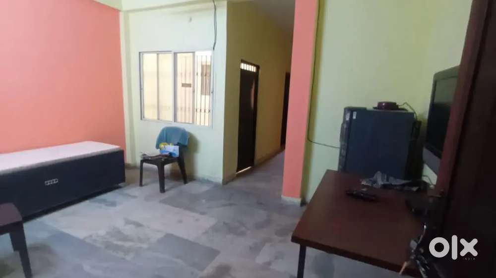 2 Bhk flat furnished in trilanga colony