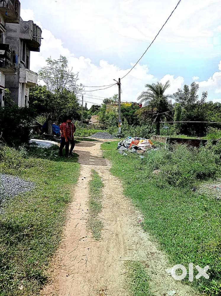 Near kali temple 100 mtr hinjilicut bus stand 400 mitters